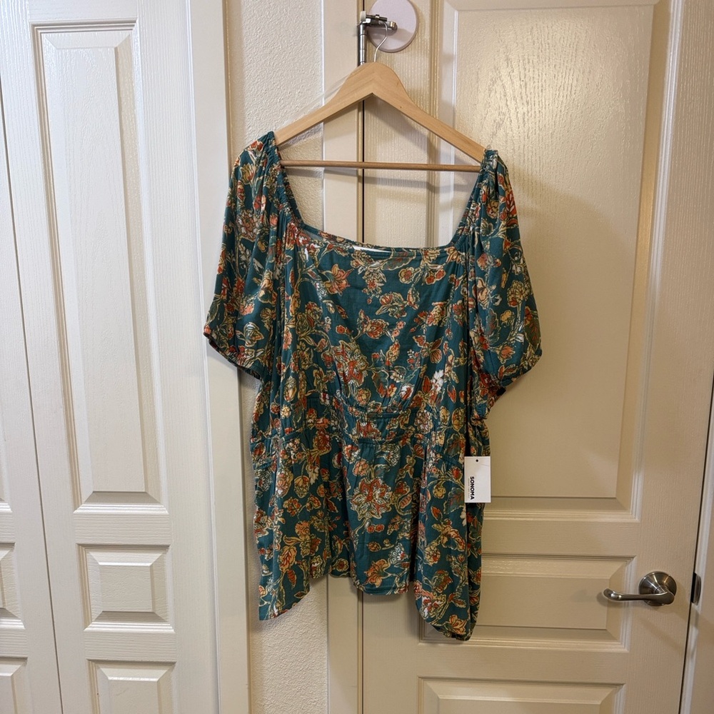 NWT Floral Blouse